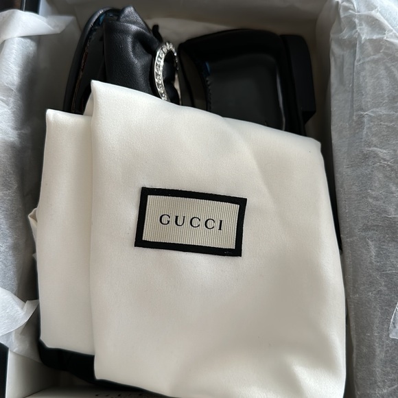 GUCCI - Picture 6 of 7